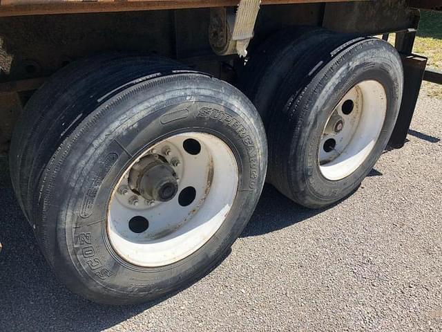 Image of Fruehauf 43x96 Flatbed equipment image 4