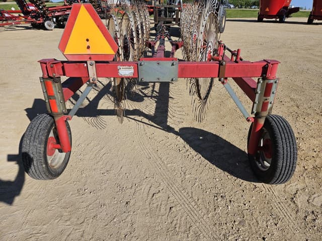 Image of Gehl WR520 equipment image 4