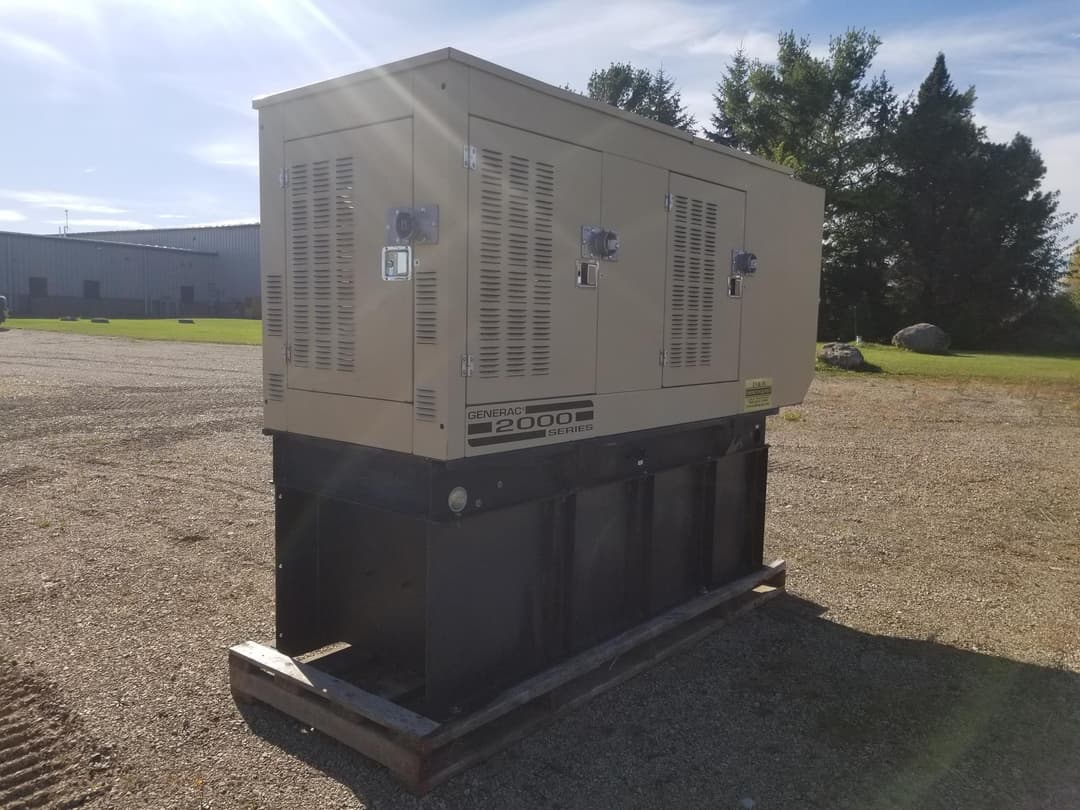 Image of Generac 2000 Primary image