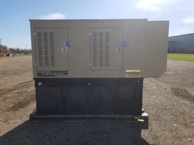 Image of Generac 2000 equipment image 1