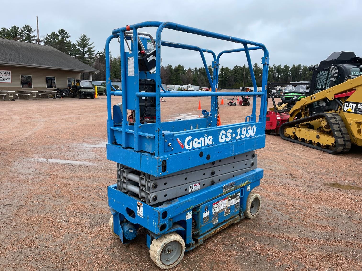 2000 Genie GS-1930 Equipment Image0