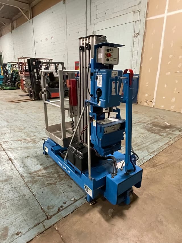 Image of Genie IWP-20S equipment image 4