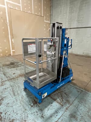 2000 Genie IWP-20S Image