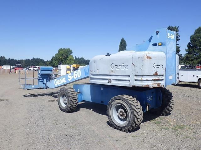Image of Genie S-60 equipment image 4