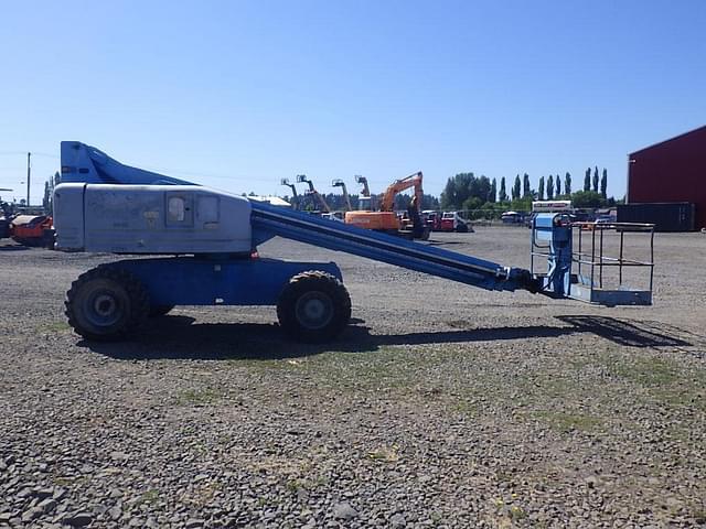 Image of Genie S-60 equipment image 2