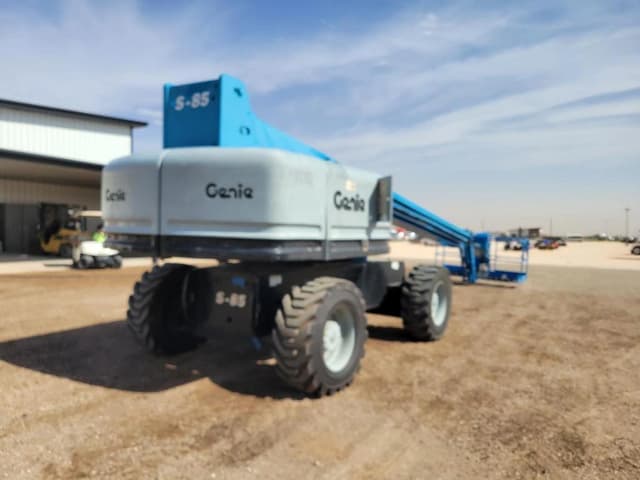 Image of Genie S-85 equipment image 4