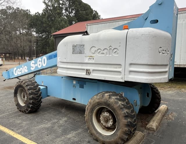 Image of Genie S60 equipment image 3