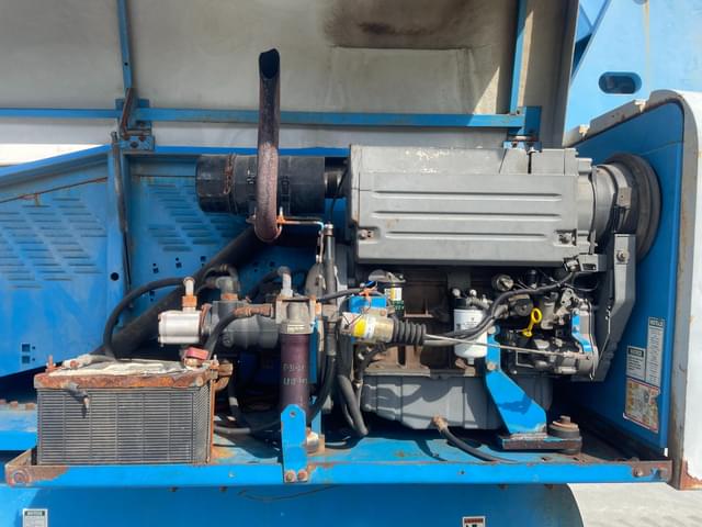 Image of Genie S60 equipment image 4
