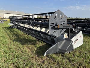 2000 Gleaner 800 Image
