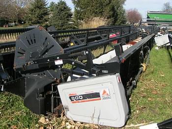 2000 Gleaner 800 Equipment Image0