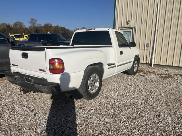 Image of GMC 1500 equipment image 4