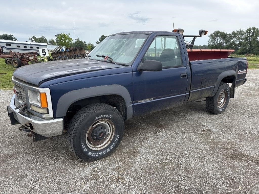 Image of GMC 2500 Primary image