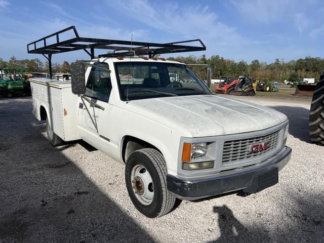 Image of GMC 3500 equipment image 3
