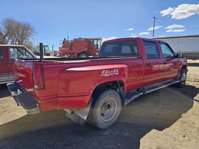 Image of GMC 3500 equipment image 2