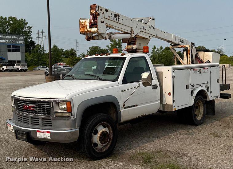 Image of GMC 3500HD Primary image