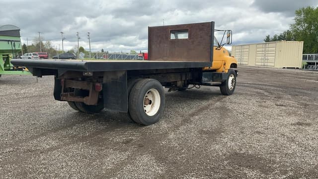 Image of GMC C6500 equipment image 4