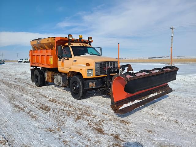 Image of GMC 8500 equipment image 1