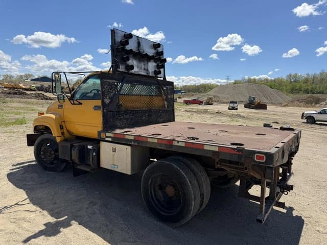 Image of GMC C5500 equipment image 1