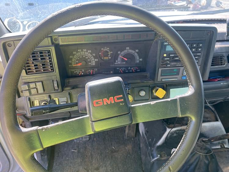 Main image GMC C6500 18