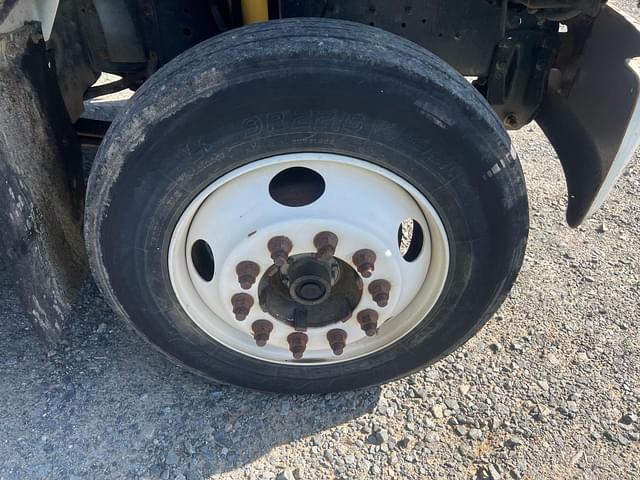 Thumbnail image GMC C6500 28