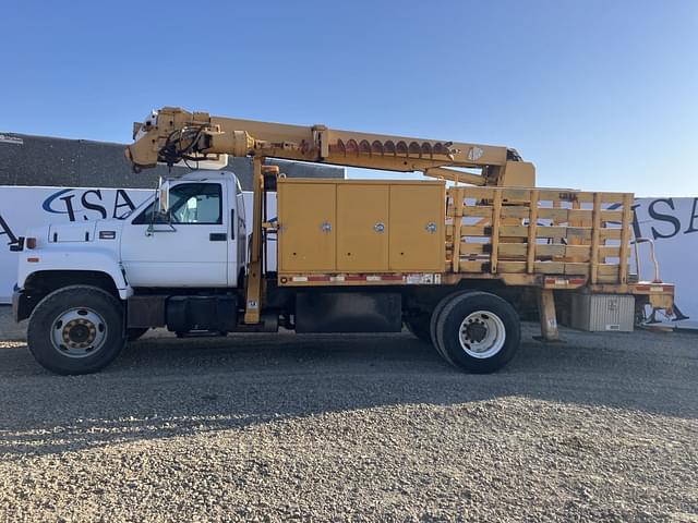Image of GMC C7500 equipment image 1