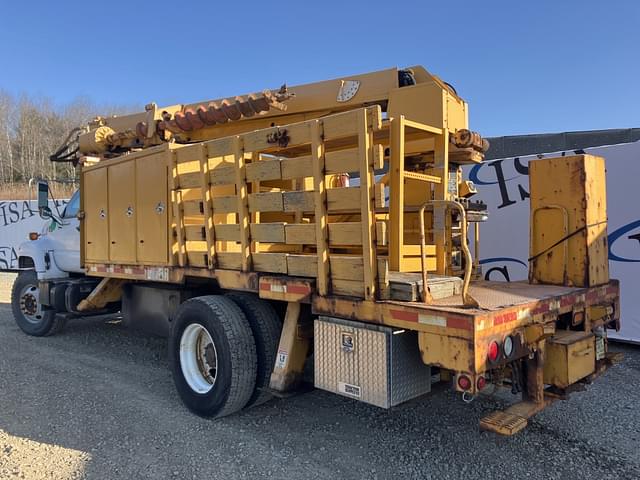 Image of GMC C7500 equipment image 2