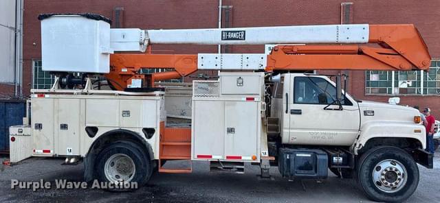 Image of GMC C7500 equipment image 3