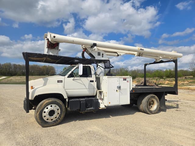 Image of GMC C7500 equipment image 4