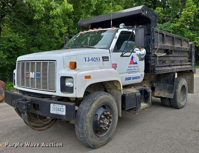 Image of GMC C7500 Primary image