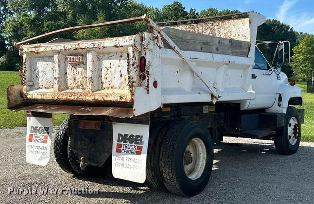 Image of GMC C7500 equipment image 4