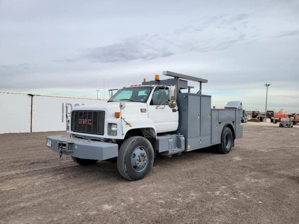 2000 GMC C7500 Equipment Image0