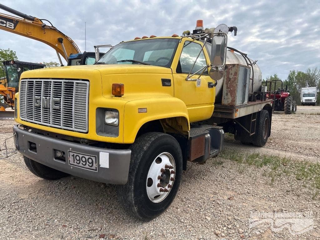 Image of GMC C7500 Primary image