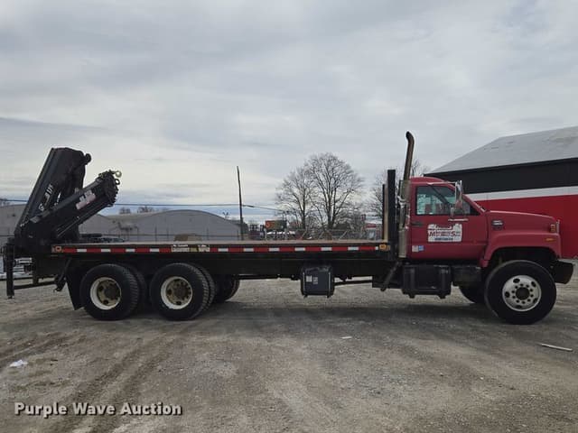 Image of GMC C8500 equipment image 3