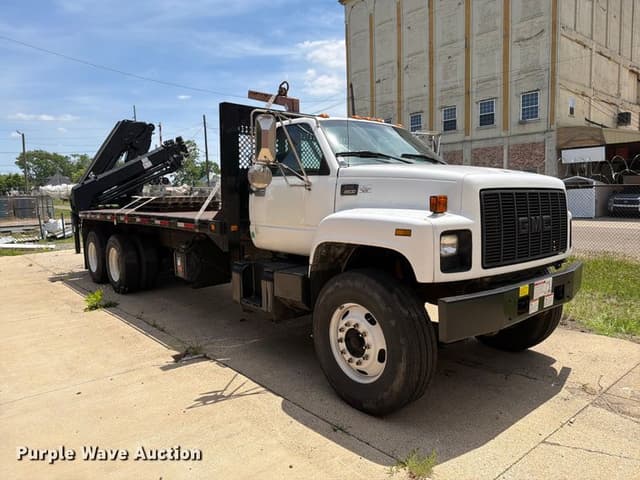 Image of GMC C8500 equipment image 2
