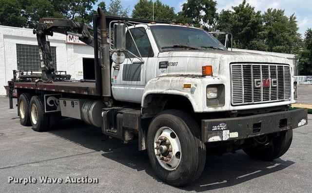 Image of GMC C8500 equipment image 2