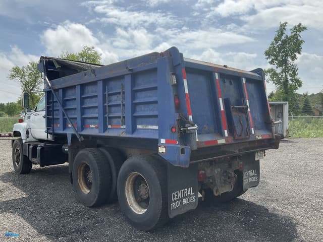 Image of GMC C8500 equipment image 2