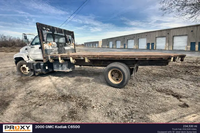 Image of GMC C6500 equipment image 2