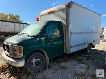 Main image GMC Savana