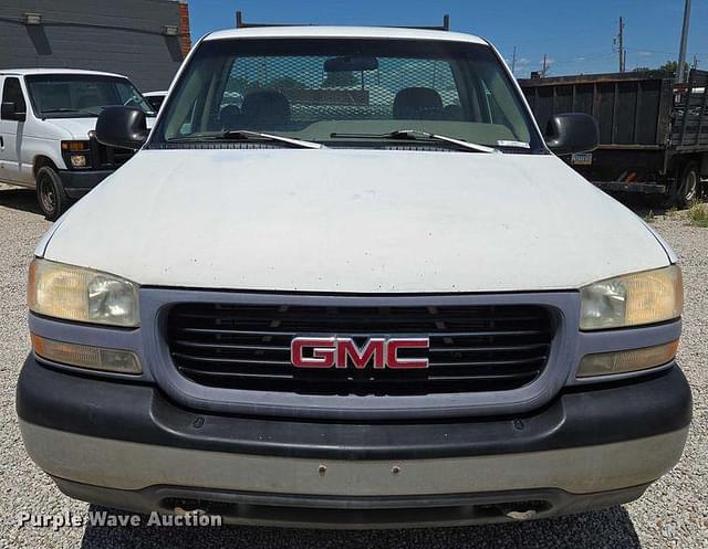 Image of GMC 2500 equipment image 1