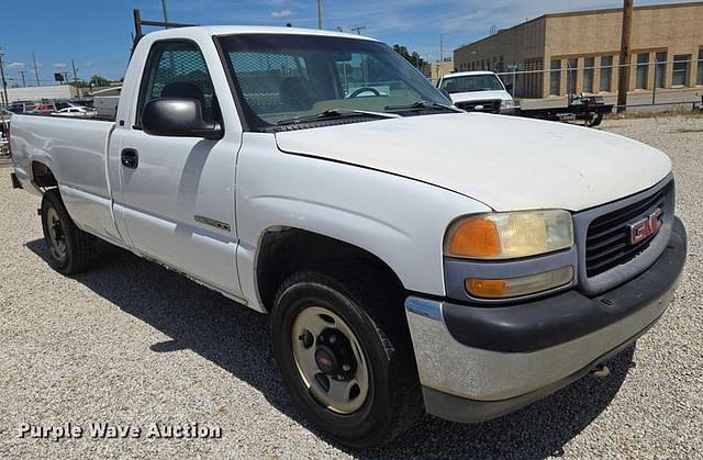 Image of GMC 2500 equipment image 2
