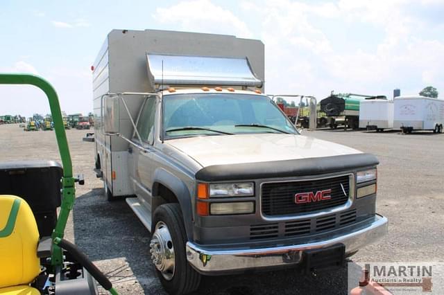Image of GMC 3500HD equipment image 1