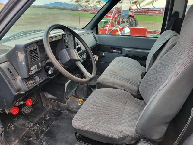 Image of GMC Topkick C7500 equipment image 2