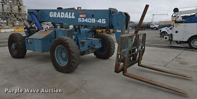Image of Gradall 534D9-45 equipment image 2