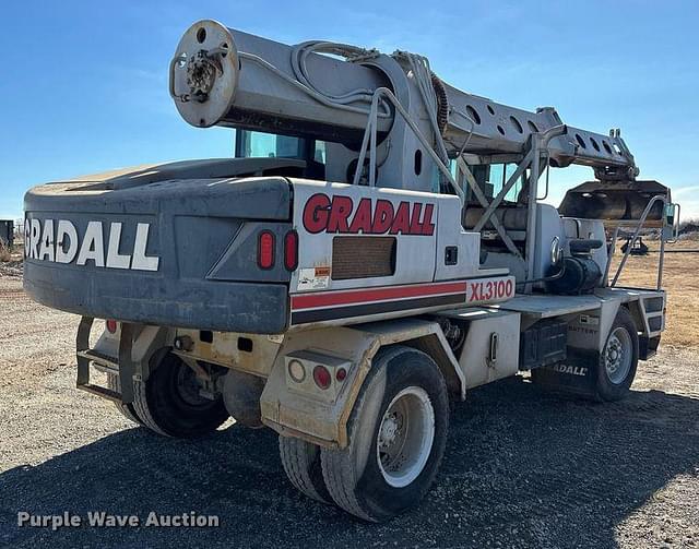 Image of Gradall XL3100 equipment image 4