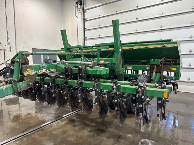 Great Plains 1500 Equipment Image0