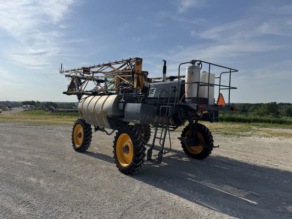 Image of Hagie 2100 equipment image 2
