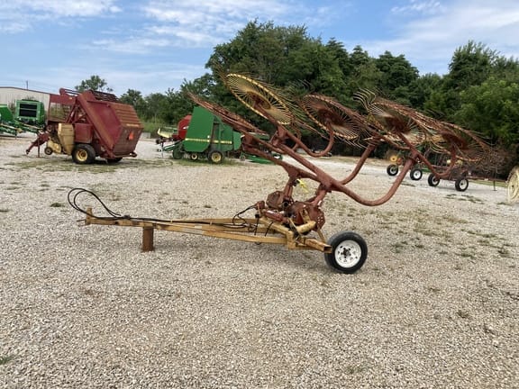 Main image Hay King Undetermined