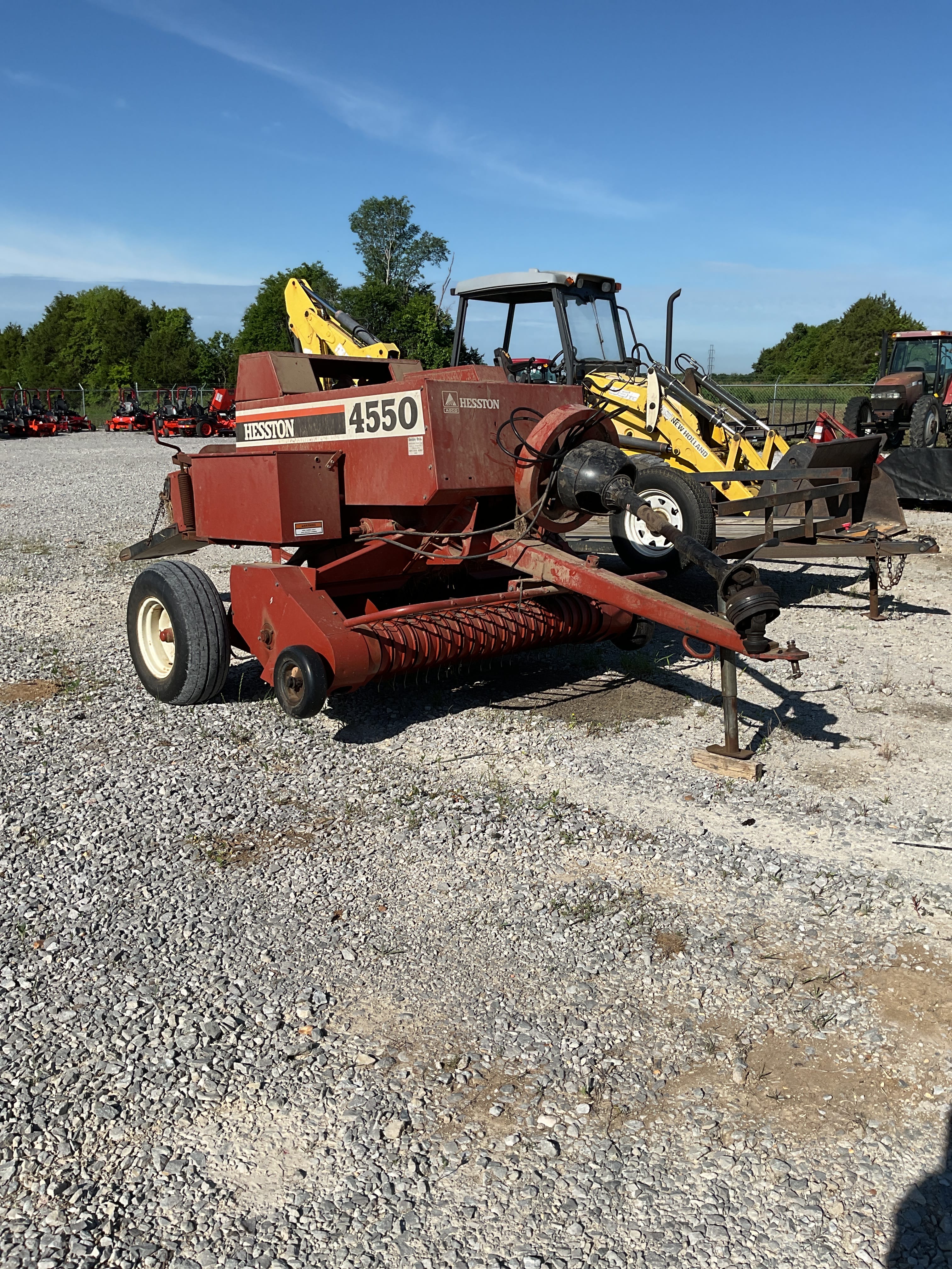 Main image Hesston 4550