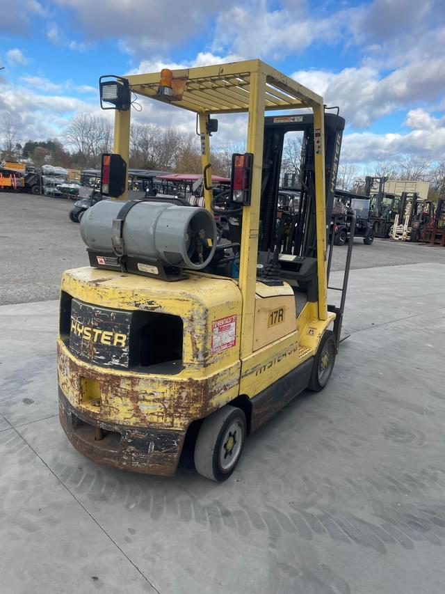 Image of Hyster S50XM equipment image 2