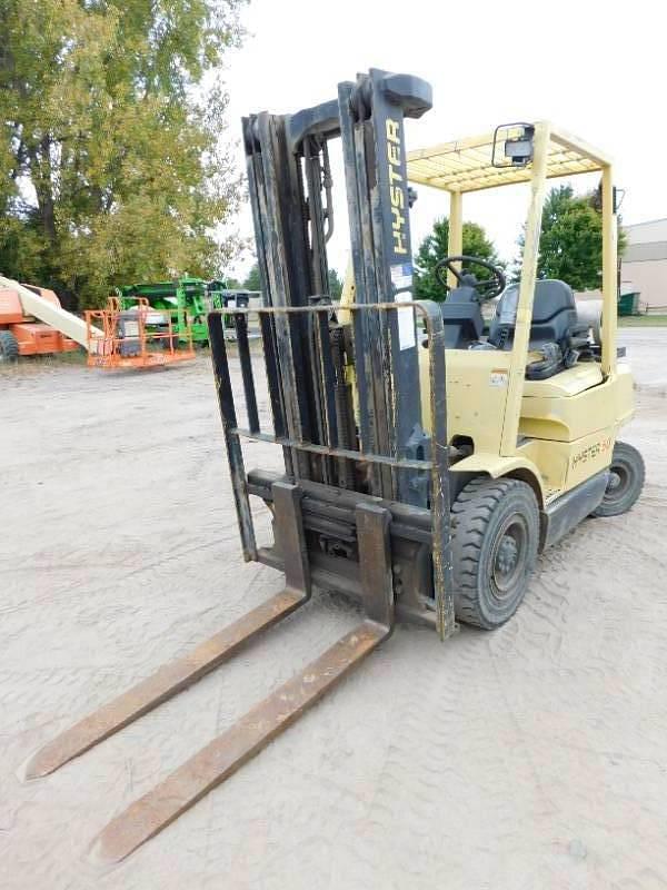 Image of Hyster H50XM equipment image 3